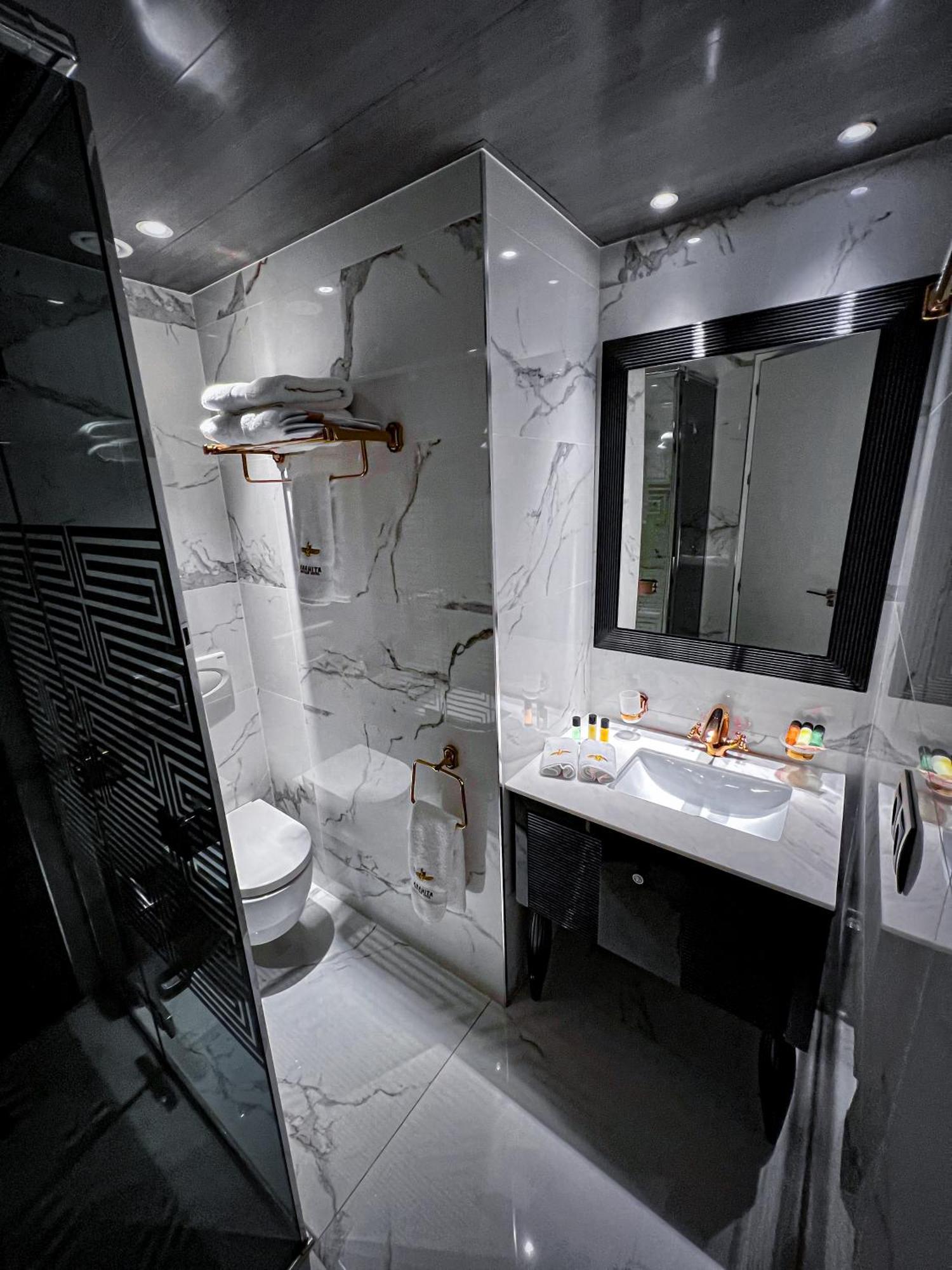 Anahita Boutique Hotel Malaga Zewnętrze zdjęcie